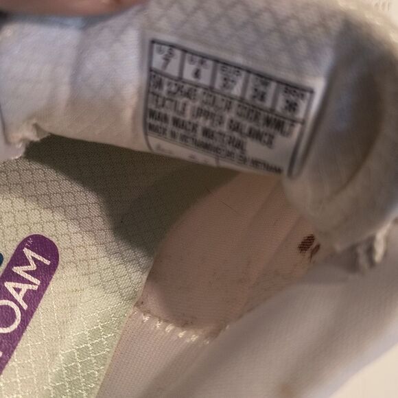 Sketchers Memory Foam Women's - Picture 5 of 5